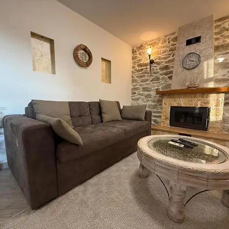 White Stone - Ground Floor