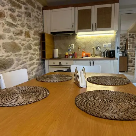 White Stone - Ground Floor *