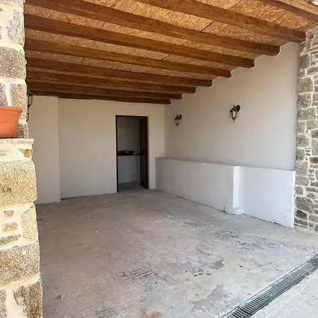 White Stone - Ground Floor * Nikíti